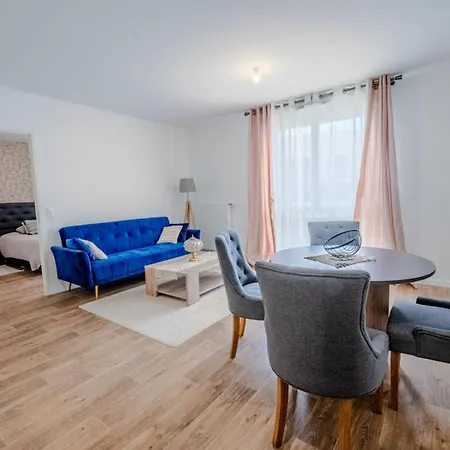 Pretty Island Of Calm In Apartment *
